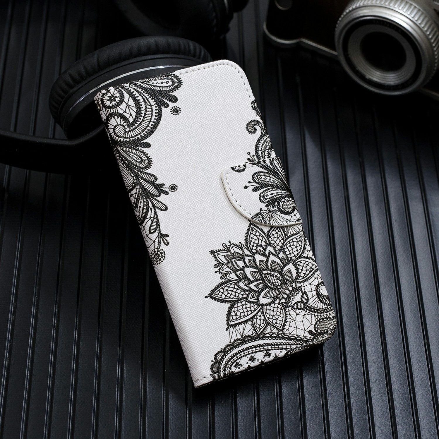 Cross Texture Pattern Printing Leather Wallet Phone Casing for Samsung Galaxy S20 Plus - Lace Flower