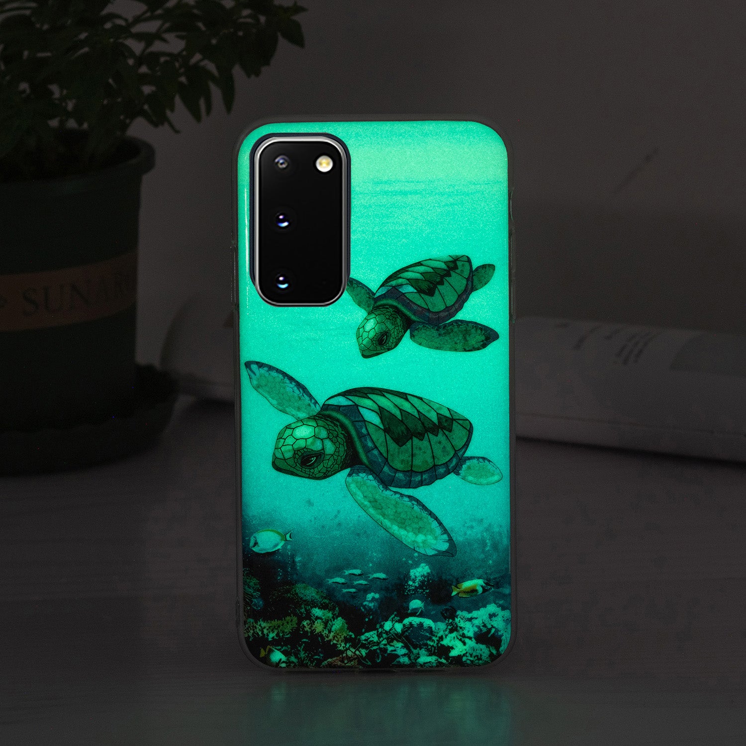 Glow in The Dark Noctilucent Shockproof Lightweight Soft TPU Cover Cell Phone Case for Samsung Galaxy S20 4G/S20 5G - Turtle