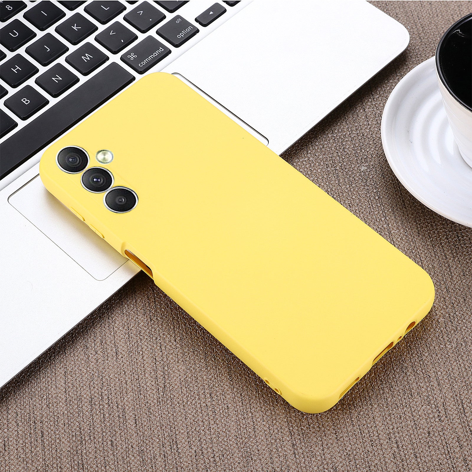 Liquid Silicone Phone Case for Samsung Galaxy F34 5G / M34 5G , Soft Lining Shockproof Phone Cover Shell - Yellow