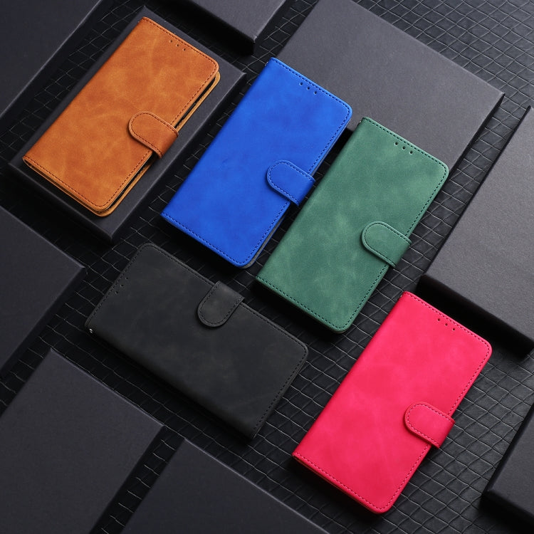 For Honor 200 Lite Skin Feel Magnetic Flip Leather Phone Case(Black)