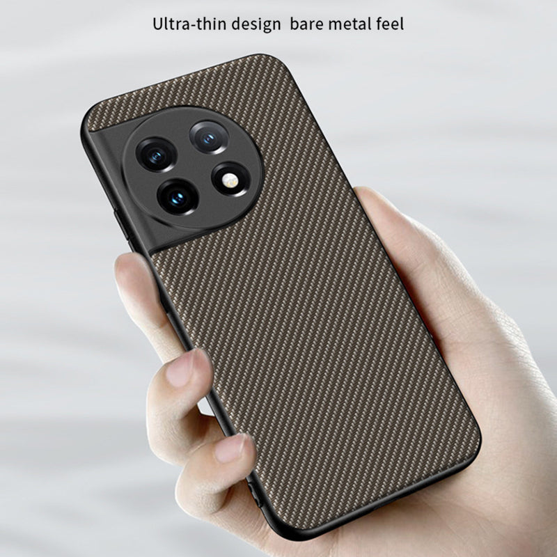 For OnePlus 11 5G Anti-slip Carbon Fiber Texture Phone Case Ultra Slim Shockproof Protective Cover - Carbon Gold