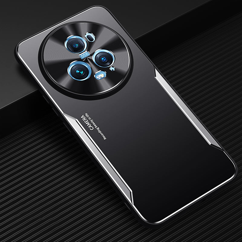 Uniqkart for Honor Magic5 Pro Slim-fit Smartphone Shell Aluminum Alloy + TPU Mobile Phone Case - Silver