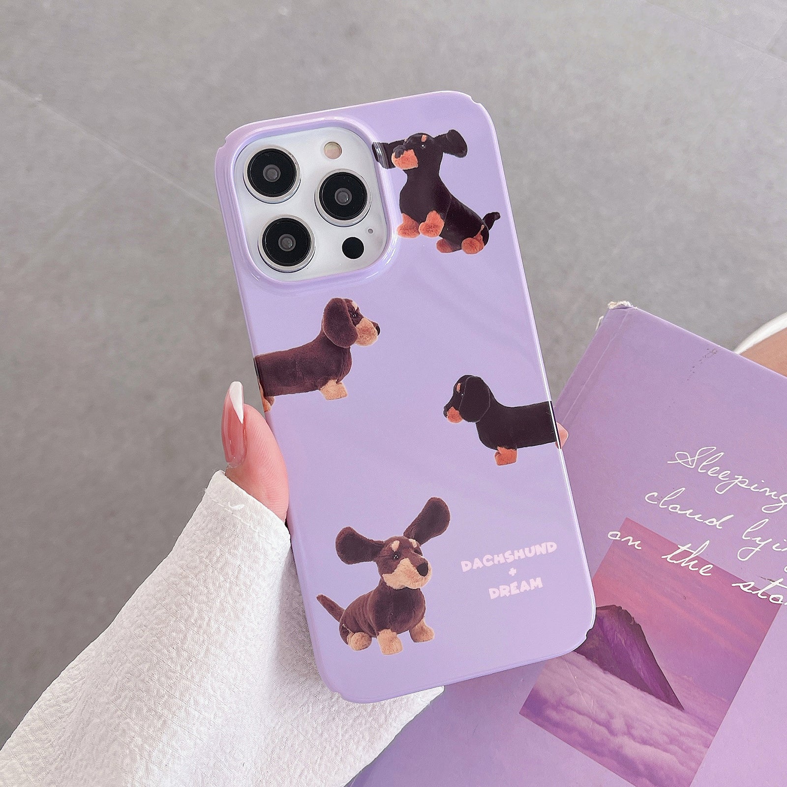 Uniqkart for iPhone 12 Pro Max 6.7 inch Hard PC Phone Case Pattern Printing Protective Glossy Phone Shell - Dachshund Dog