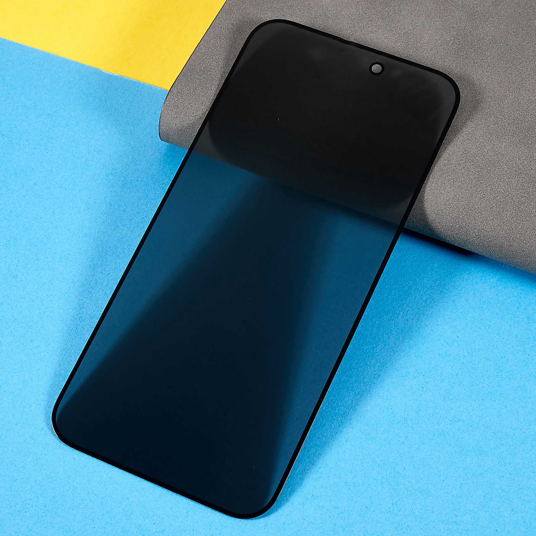 Uniqkart for iPhone 15 Pro Full Coverage Side Glue Tempered Glass Film Silk Printing Anti-Spy Screen Protector
