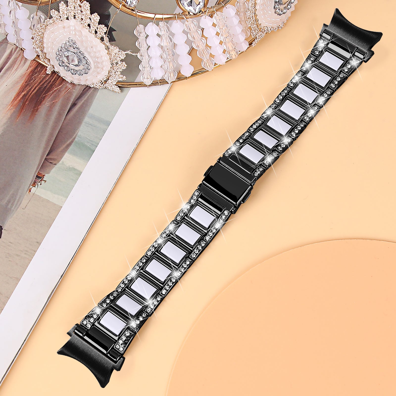 for Samsung Galaxy Watch4 Active 40mm/44mm/Watch4 Classic 42mm/46mm Rhinestone Decor Stainless Steel Resin Watch Band with Watch Strap Adapter - Black/White