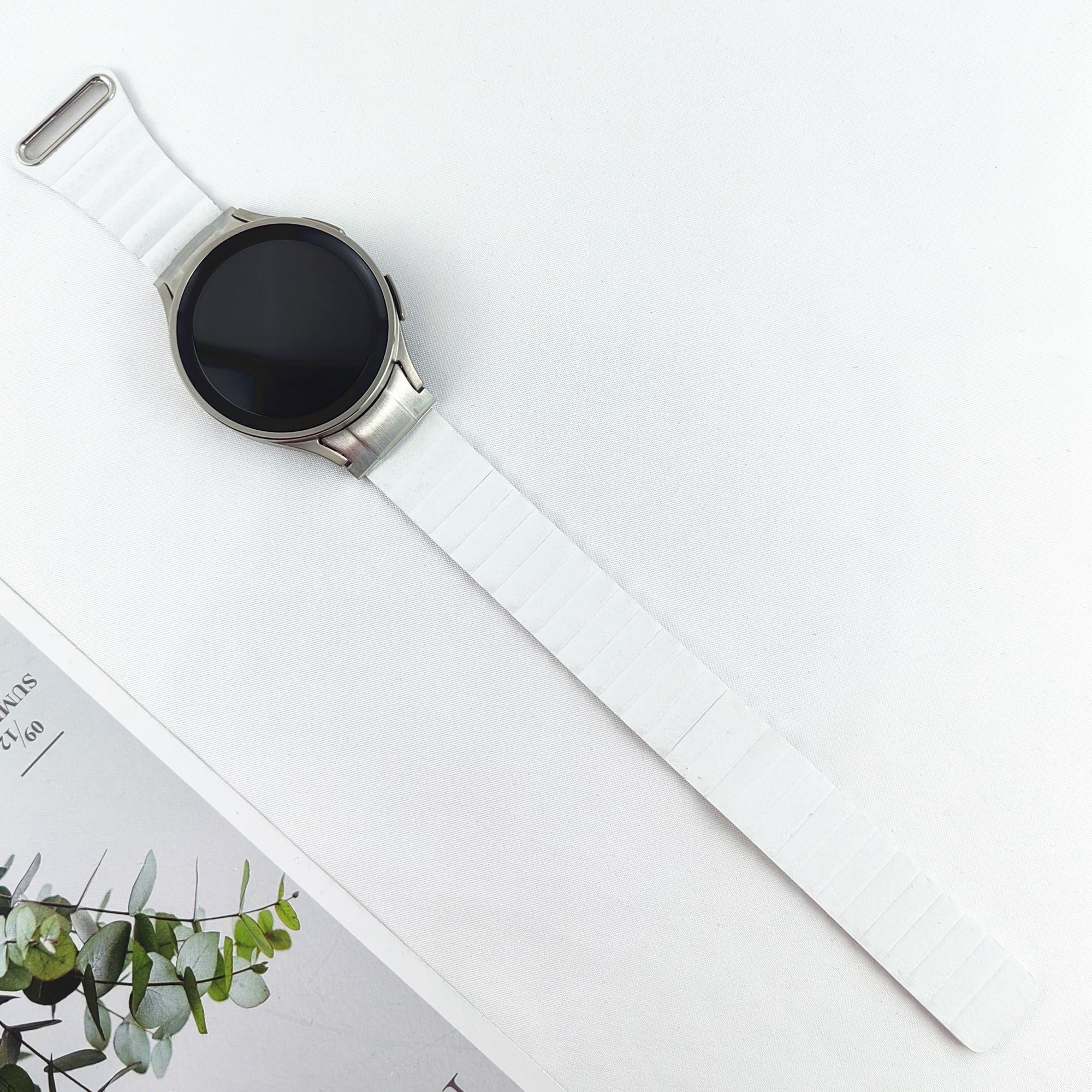 Magnetic Watch Band for Samsung Galaxy Watch6 40mm 44mm / Watch6 Classic 43mm 47mm / Watch 5 40mm 44mm / Watch4 40mm 44mm Genuine Leather Strap with Connector - White