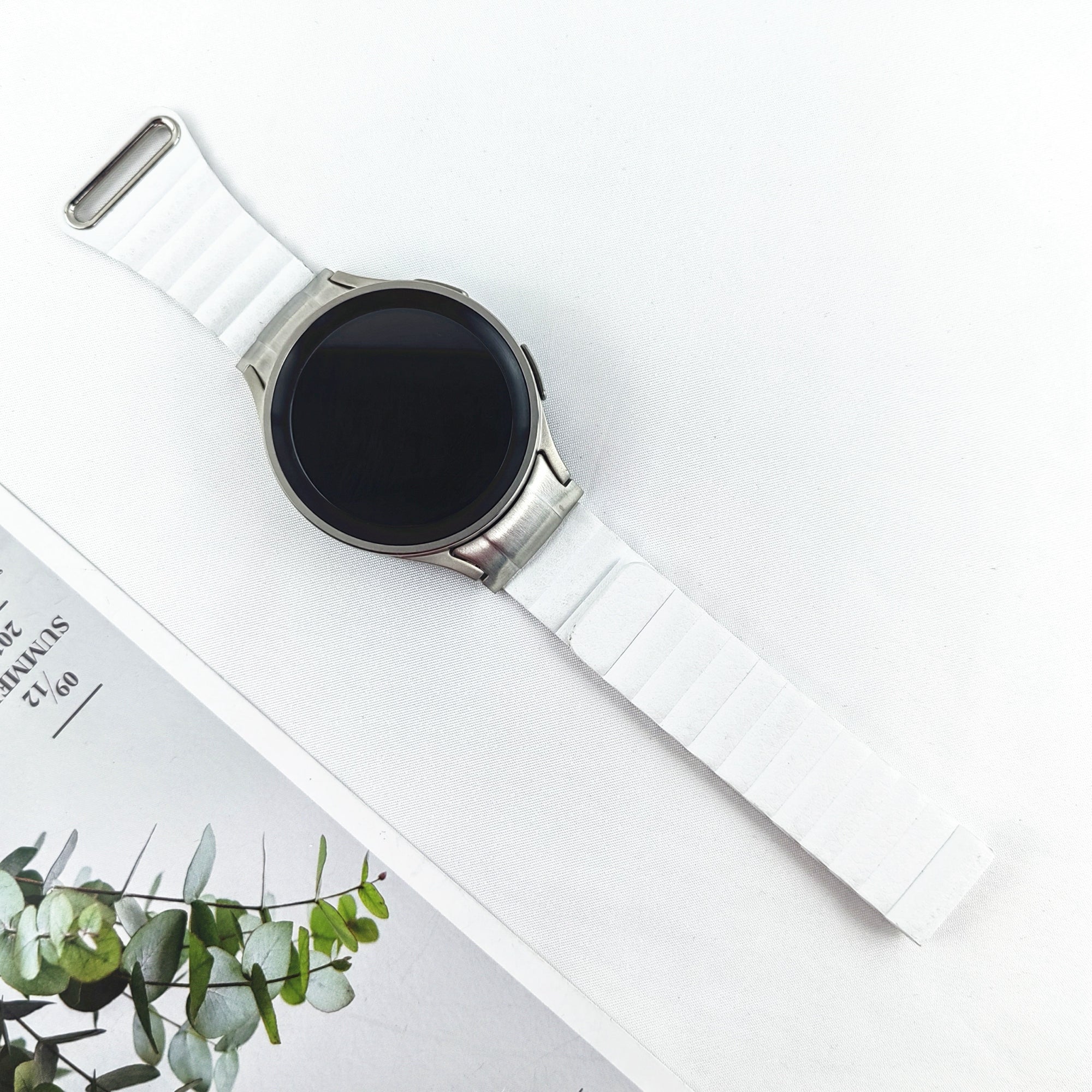 Magnetic Watch Band for Samsung Galaxy Watch6 40mm 44mm / Watch6 Classic 43mm 47mm / Watch 5 40mm 44mm / Watch4 40mm 44mm Genuine Leather Strap with Connector - White