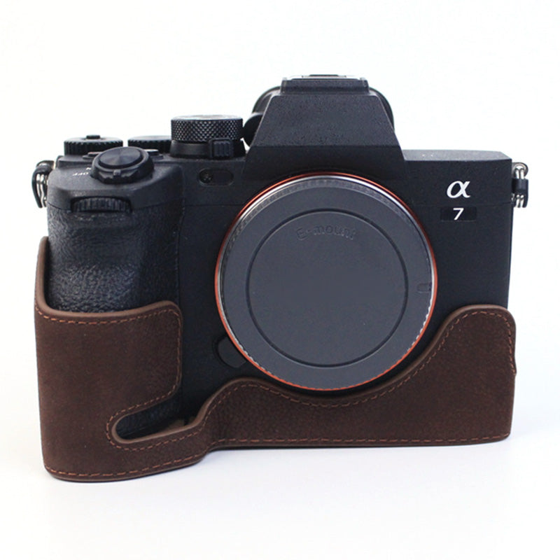 Uniqkart for Sony A7M4  /  A1  /  A7S III  /  A7S3  /  A7R5 Shockproof Camera Cover Genuine Leather Camera Bottom Case Protective Sleeve - Coffee